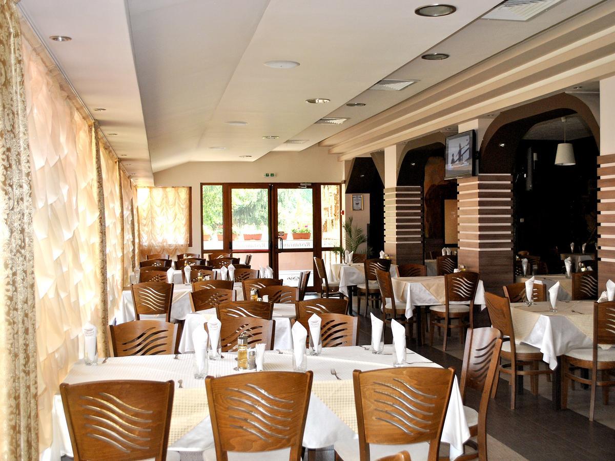 Spa Hotel Ivelia Dubnitsa Экстерьер фото